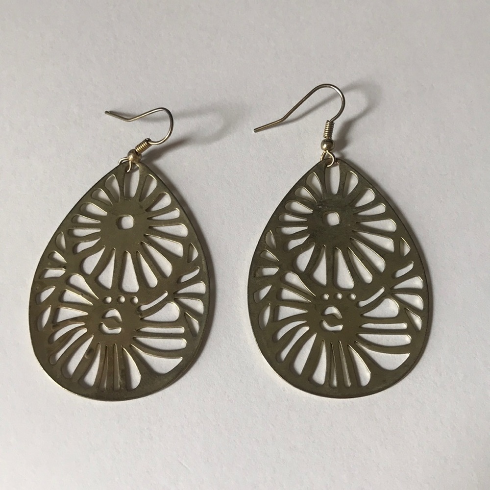 Tear drop earring from buckle